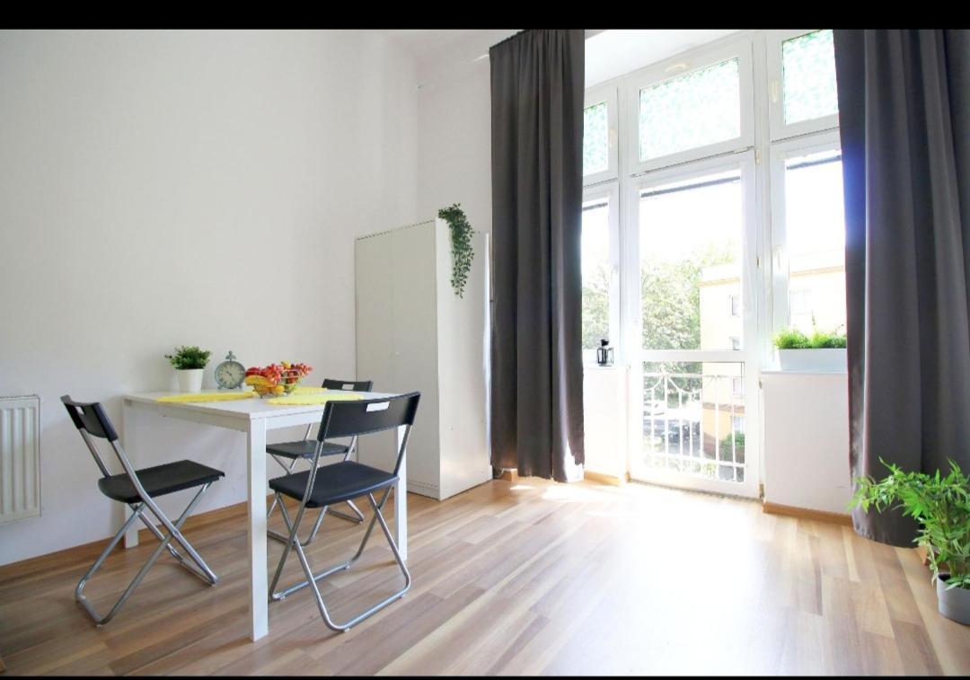 Sunny Studio In The City Center ウッチ エクステリア 写真